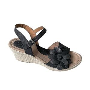 B.O.C. Born Concept Wedge Espadrilles Sandals Flower Accent Black Gold Shimmer 8